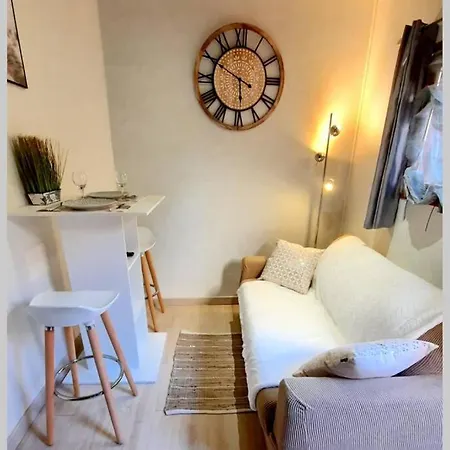 Duplex Cocoon Centre / Wifi / Netflix شقة تروي