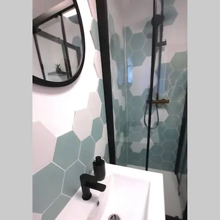 شقة Duplex Cocoon Centre / Wifi / Netflix تروي