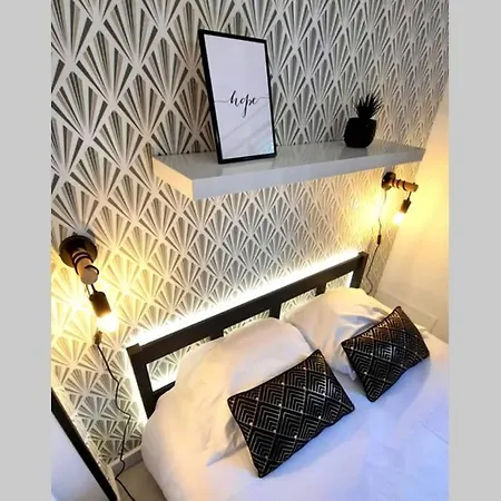 شقة Duplex Cocoon Centre / Wifi / Netflix