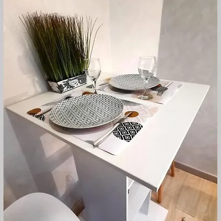 Duplex Cocoon Centre / Wifi / Netflix شقة تروي